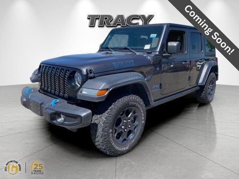 Used 2023 Jeep Wrangler Unlimited w/ Cold Weather Group AWD/4WD image 1