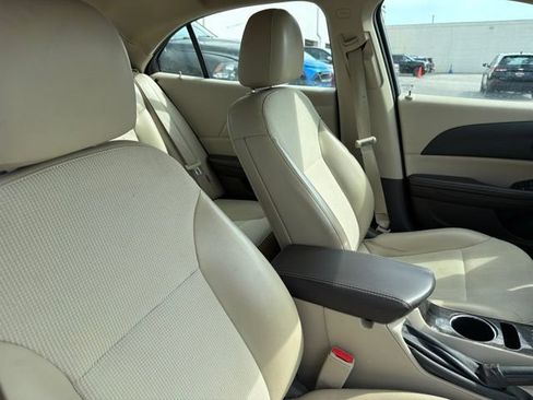 Used 2015 Chevrolet Malibu LT w/ Power Convenience Package FWD image 21