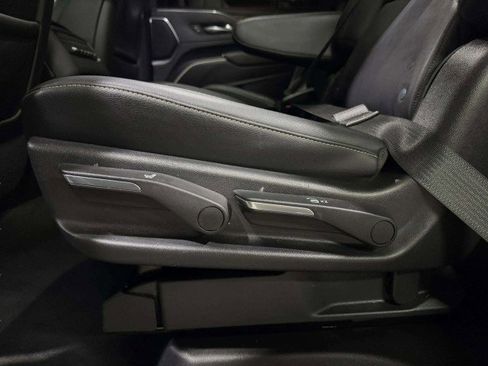 Used 2021 Cadillac Escalade Luxury image 52
