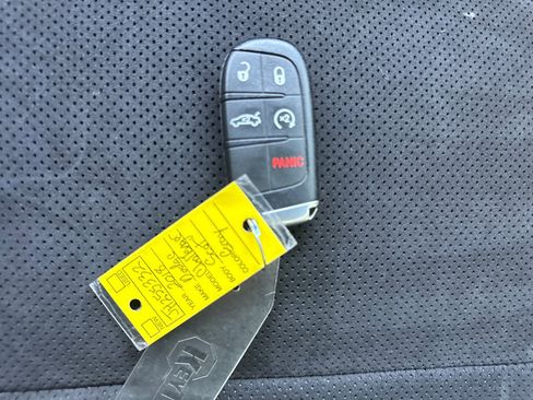 Used 2018 Dodge Challenger R/T Scat Pack image 24