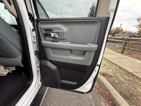 Used 2019 RAM 1500 Big Horn image 22