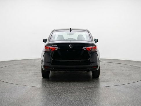 Used 2025 Nissan Versa SV FWD image 7