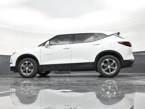 Used 2023 Chevrolet Blazer LT FWD image 21