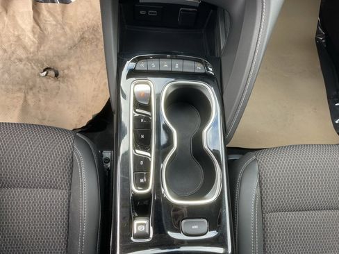 Used 2023 Buick Envision Preferred w/ Sport Touring Package image 19