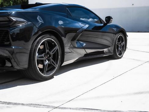 Used 2024 Chevrolet Corvette Stingray Convertible w/ 1LT RWD image 6