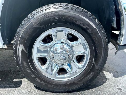 Used 2017 RAM 3500 Tradesman w/ Chrome Appearance Group image 34