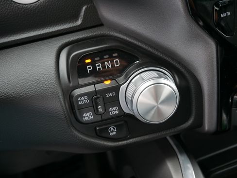 Used 2023 RAM 1500 Laramie AWD/4WD image 24