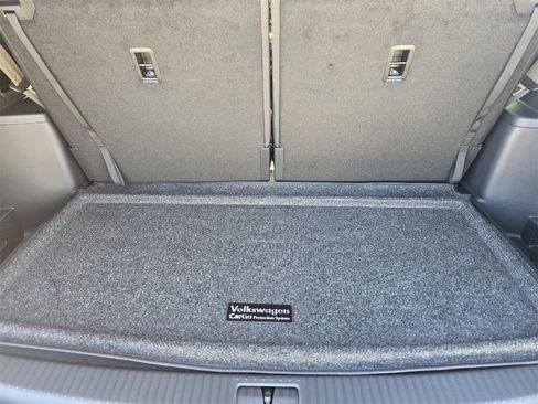 New 2026 Volkswagen Atlas SE image 24