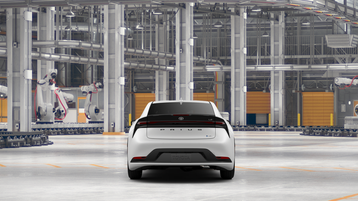 New 2027 Toyota Prius LE AWD/4WD image 10