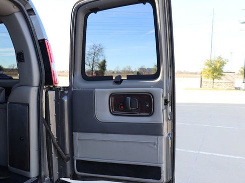 Used 2012 GMC Savana 2500 Extended image 53