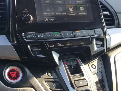 Certified 2024 Honda Odyssey EX-L image 25