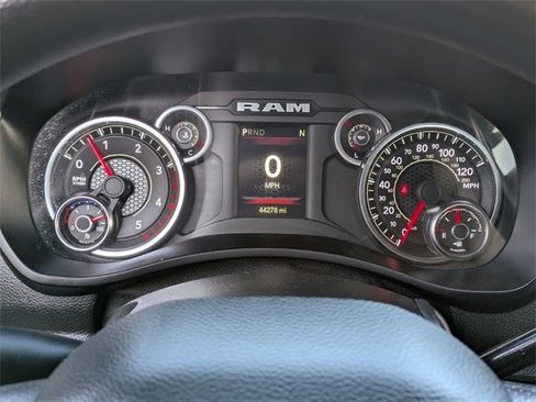 Used 2022 RAM 2500 Big Horn w/ Cold Weather Group image 26