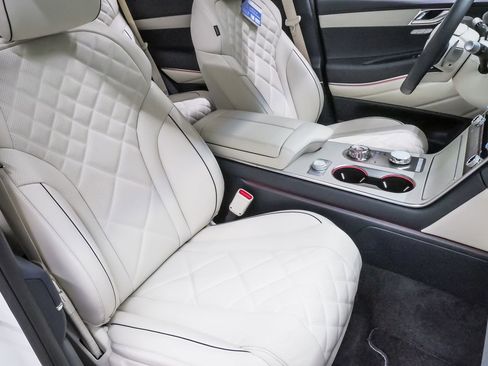 Certified 2026 Genesis GV80 3.5T Prestige image 16