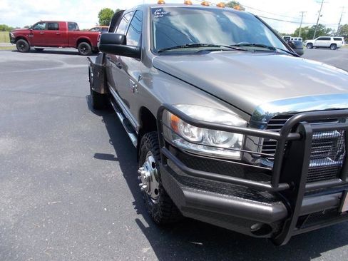 Used 2009 Dodge Ram 3500 Truck Laramie AWD/4WD image 10