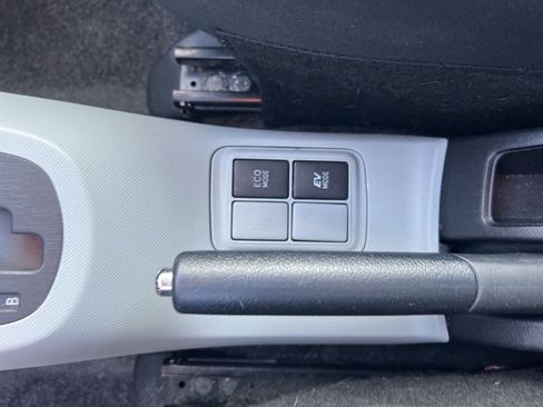 Used 2012 Toyota Prius C image 43