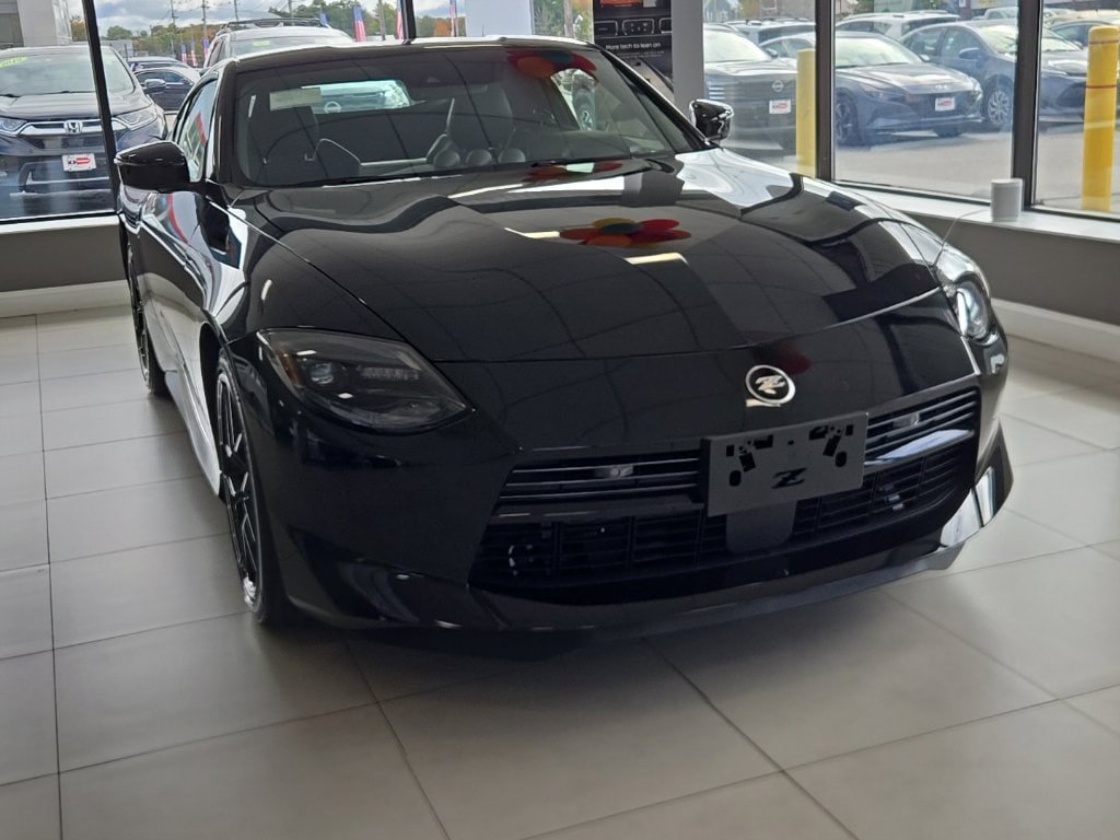 New 2027 Nissan Z Performance RWD image 2