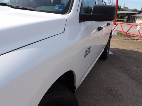 Used 2018 RAM 1500 Tradesman RWD image 12