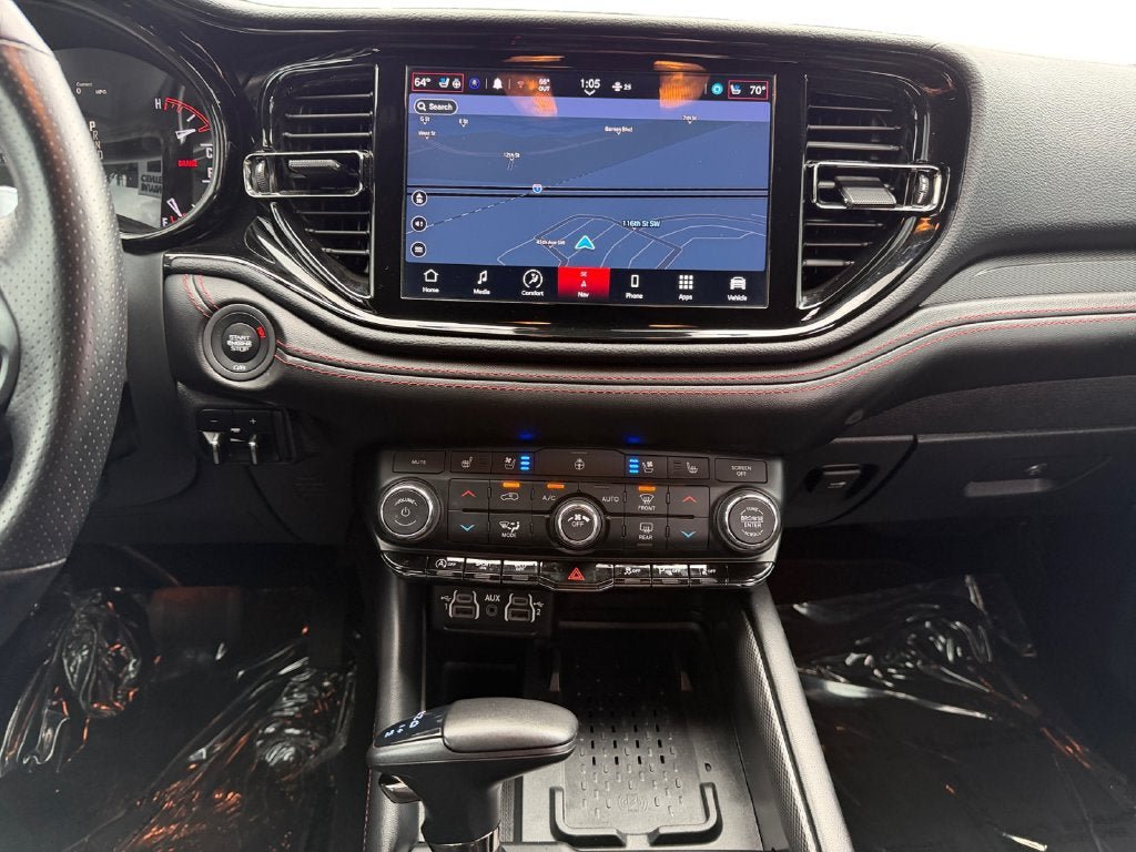 Used 2025 Dodge Durango GT AWD/4WD image 12