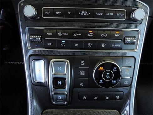 Used 2022 Hyundai Santa Fe Limited image 24