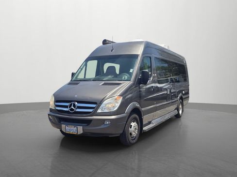 Used 2011 Mercedes-Benz Sprinter 3500 image 8