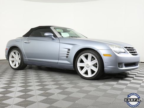 Used 2005 Chrysler Crossfire Limited image 6