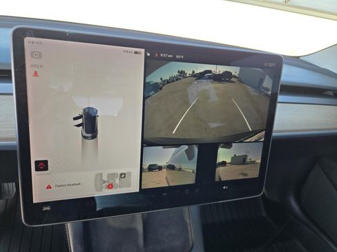 Used 2021 Tesla Model 3 Long Range image 10