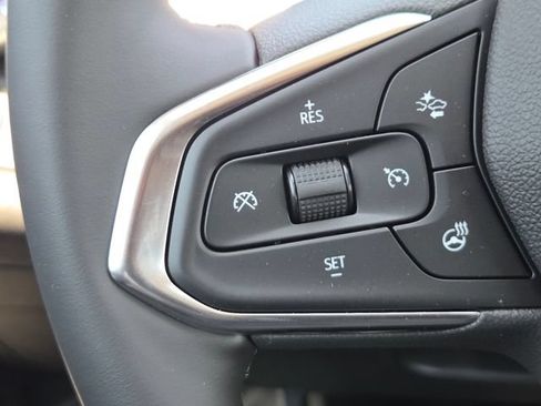 New 2026 Chevrolet Trax LT w/ Driver Confidence Package FWD image 21