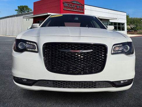 Used 2022 Chrysler 300 S image 8