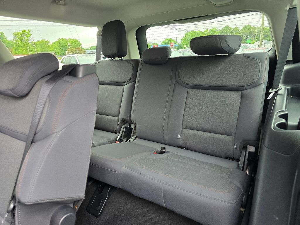 Used 2025 Ford Expedition Max Active RWD image 12