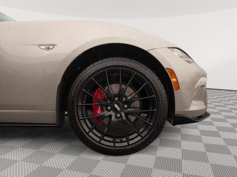 Used 2023 MAZDA MX-5 Miata Club w/ Brembo/BBS Recaro Package image 21