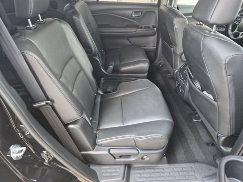 Used 2022 Honda Pilot Touring image 34