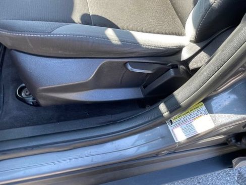 Used 2013 Ford Focus SE FWD image 18