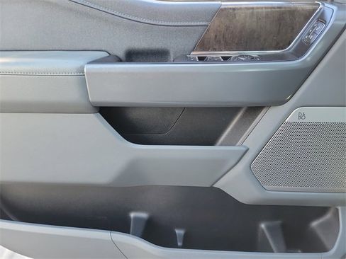 Used 2021 Ford F150 Lariat w/ Equipment Group 501A Mid image 18