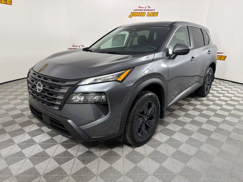 New 2026 Nissan Rogue SV FWD image 1