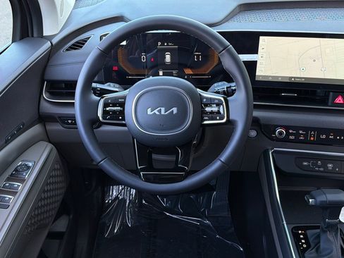 New 2026 Kia Carnival EX image 12