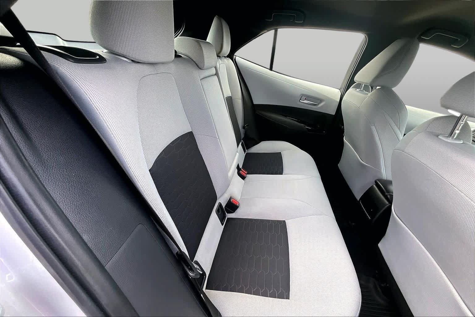 Used 2022 Toyota Corolla SE FWD image 20