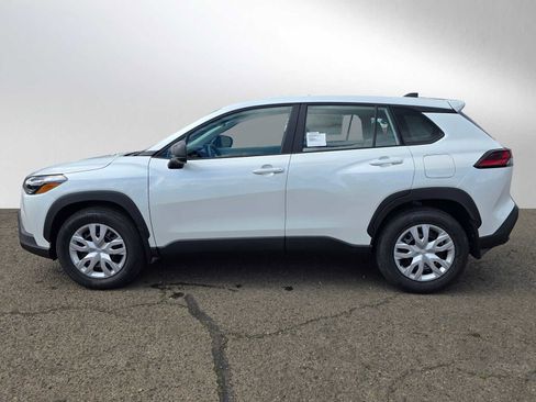 New 2026 Toyota Corolla Cross L image 7