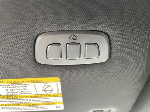 Used 2025 Ford Expedition Tremor AWD/4WD image 24