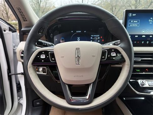New 2026 Lincoln Corsair Reserve image 14