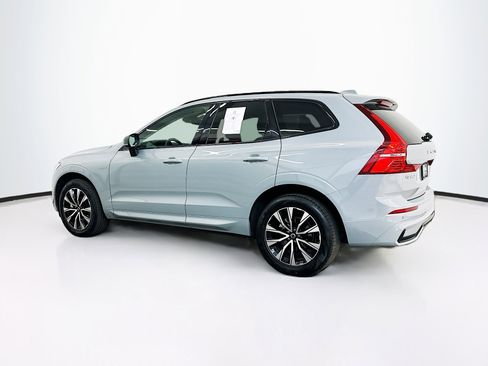 Used 2025 Volvo XC60 B5 Core AWD/4WD image 5