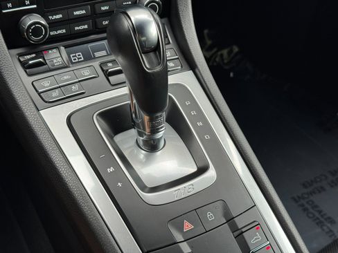 Used 2024 Porsche 718 Cayman RWD image 28