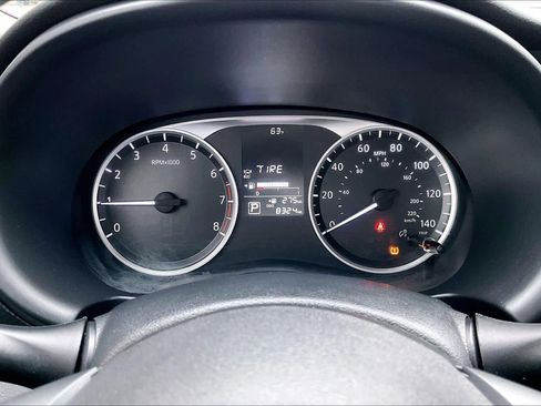 Used 2024 Nissan Kicks S image 25