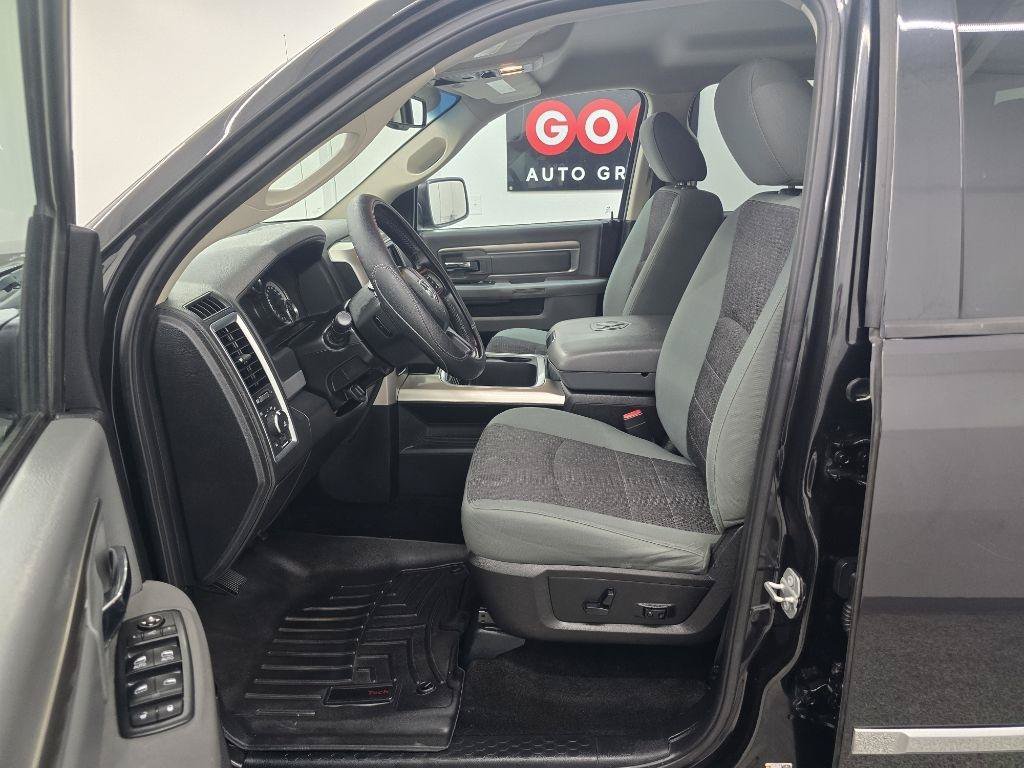 Used 2016 RAM 1500 Lone Star RWD image 10