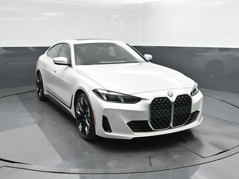 New 2026 BMW 430i w/ Parking Assistance Package image 22