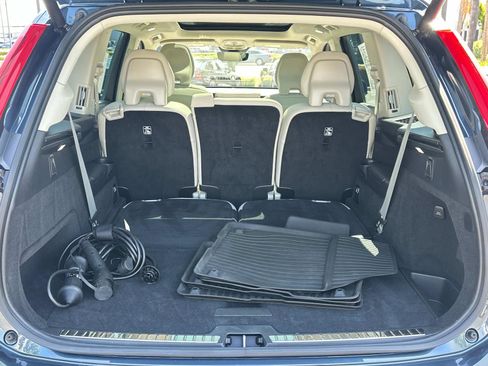 Certified 2023 Volvo XC90 T8 Plus w/ Protection Package Premier image 22
