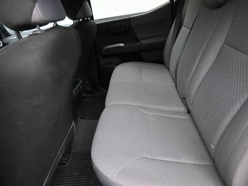Used 2023 Toyota Tacoma SR5 RWD image 15