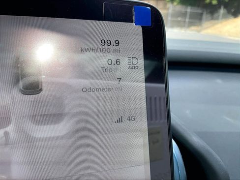 New 2026 Volvo EX30 Plus w/ Climate Package image 19