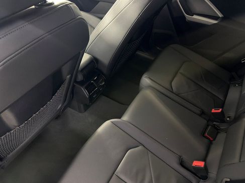 Used 2022 Audi Q3 2.0T Premium AWD/4WD image 24