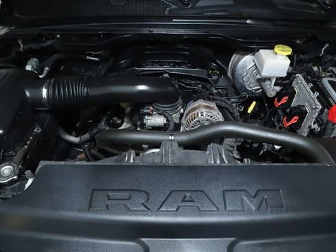 Used 2019 RAM 1500 Laramie image 41