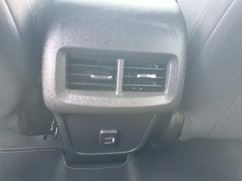 Certified 2023 Chevrolet Equinox LT AWD/4WD image 22